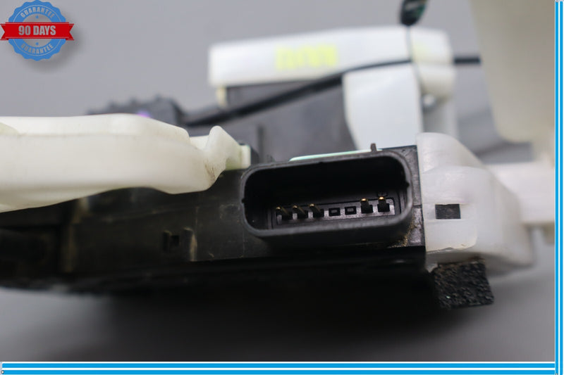 Load image into Gallery viewer, 15-20 Hyundai Genesis G80 Rear Right Passenger Side Door Lock Latch Actuator Oem
