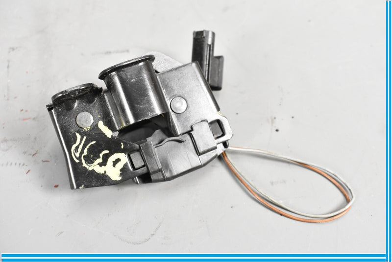 Load image into Gallery viewer, 00-06 Mercedes CL500 CL600 W215 Right Hood Bonnet Lock Latch Actuator Black Oem
