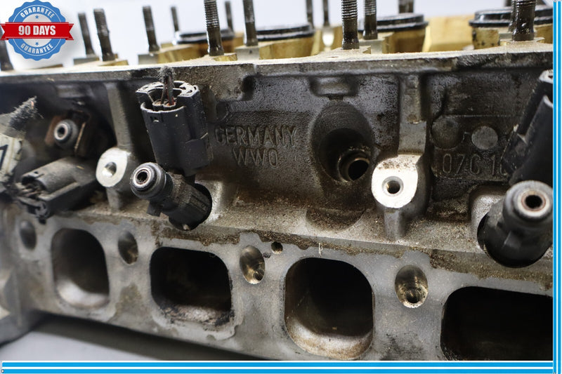 Load image into Gallery viewer, 03-12 Bentley Continental Flying Spur Right Side Engine Cylinder Head 6.0L Oem
