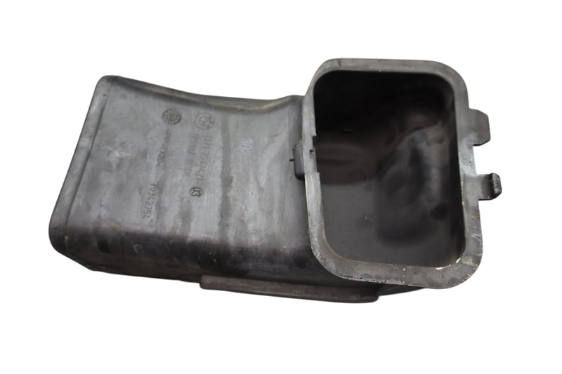 Load image into Gallery viewer, 09-15 BMW 750Li xDrive Front Left Side Air Intake Channel Duct Hose Tube Oem

