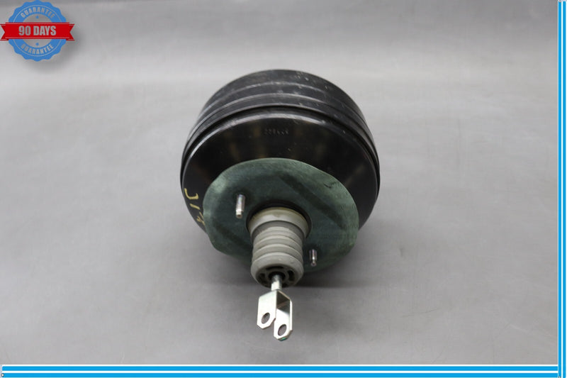 Load image into Gallery viewer, 12-21 BMW BMW I3 I01 Hybrid Brake Master Cylinder Power Booster 6799927 Oem

