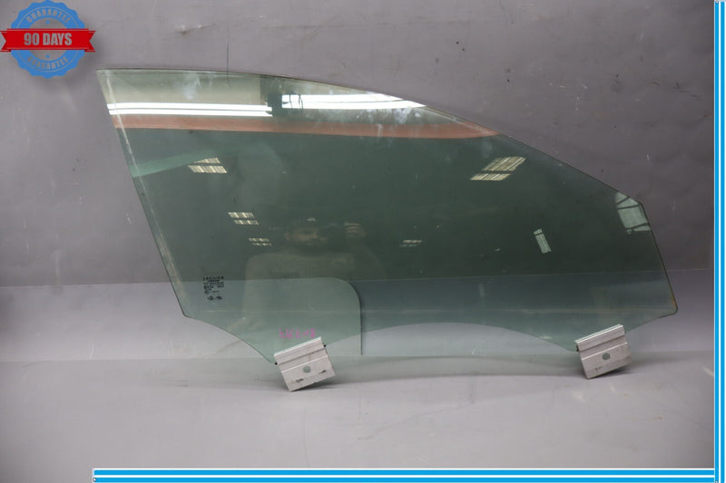 Load image into Gallery viewer, 10-15 Jaguar XJL X351 Front Right Passenger Side Door Window Glass Tinted Oem
