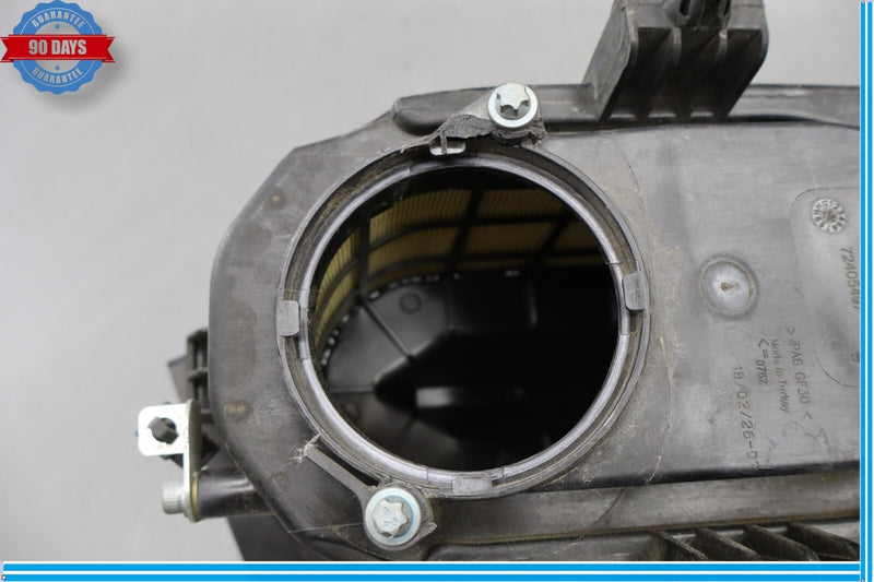 Load image into Gallery viewer, 14-21 Maserati Ghibli Right Side Engine Air Cleaner Housing Filter Box Oem
