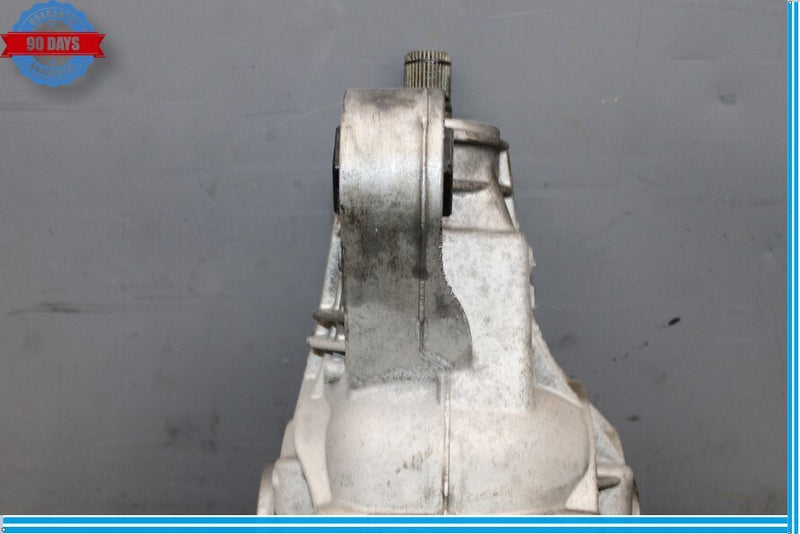 Load image into Gallery viewer, 11-16 Volkswagen Touareg VW Rear Differential Axle Carrier Diff Assembly Oem
