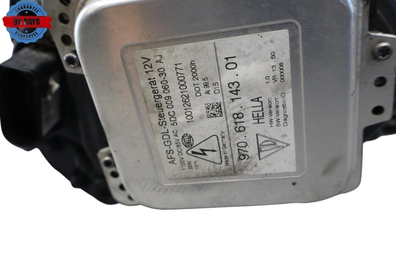 Load image into Gallery viewer, 10-13 Porsche Panamera 970 Front Left Driver Side Xenon Headlight Head Lamp OEM
