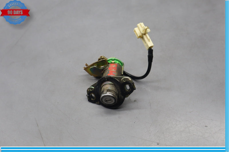 Load image into Gallery viewer, 01-03 Lexus LS430 Front Left Side Ignition Driver Lock Cylinder Without Key Oem
