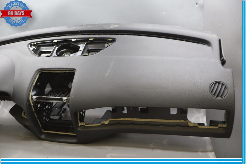 Load image into Gallery viewer, 11-17 Volkswagen Touareg Front Dashboard Dash Instrument Panel Assembly Oem
