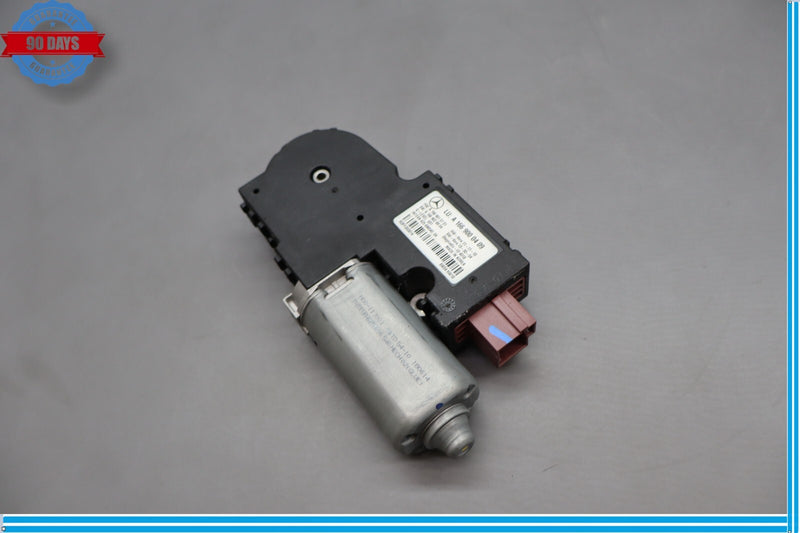 Load image into Gallery viewer, 12-19 Mercedes GL450 GL550 X166 Sunroof Sun Roof Motor A1669000409 Oem

