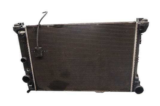 08-15 Mercedes W212 E350 C300 Engine Motor Water Cooling Radiator 2045003003 Oem