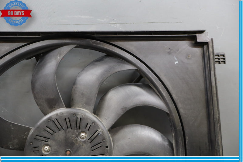 Load image into Gallery viewer, 14-17 Maserati Ghibli M157 Engine Radiator Cooling Fan Motor Assembly Oem
