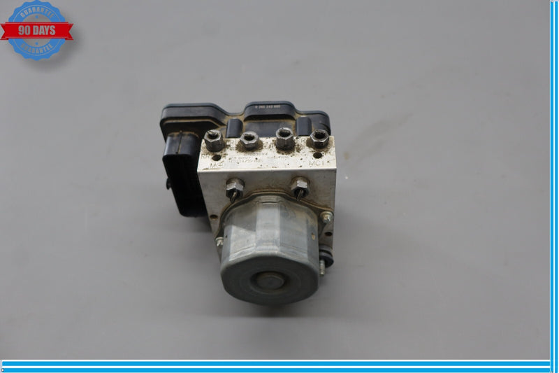 Load image into Gallery viewer, 14-16 Maserati Ghibli M157 Quattroporte ABS Anti Lock Brake Pump Module Oem
