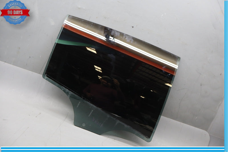 Load image into Gallery viewer, 08-14 BMW X5 X6 E70 Rear Right Passenger Side Door Window Auto Glass Oem
