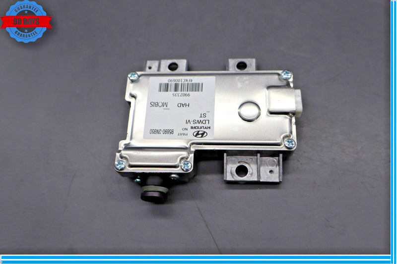 Load image into Gallery viewer, 11-13 Hyundai Equus Windshield Assist Lane Departure Warning Camera Oem
