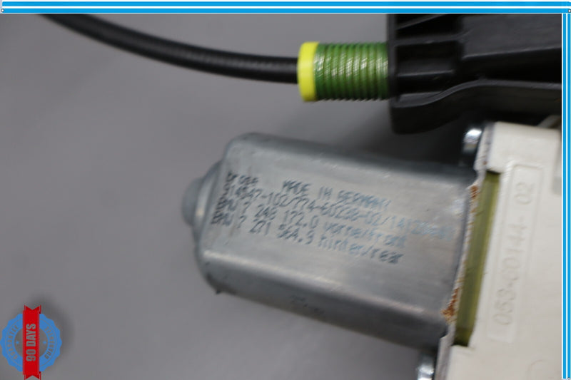 Load image into Gallery viewer, 10-17 BMW  535i GT xDrive Front Right Side Door Window Regulator W/ Motor Oem
