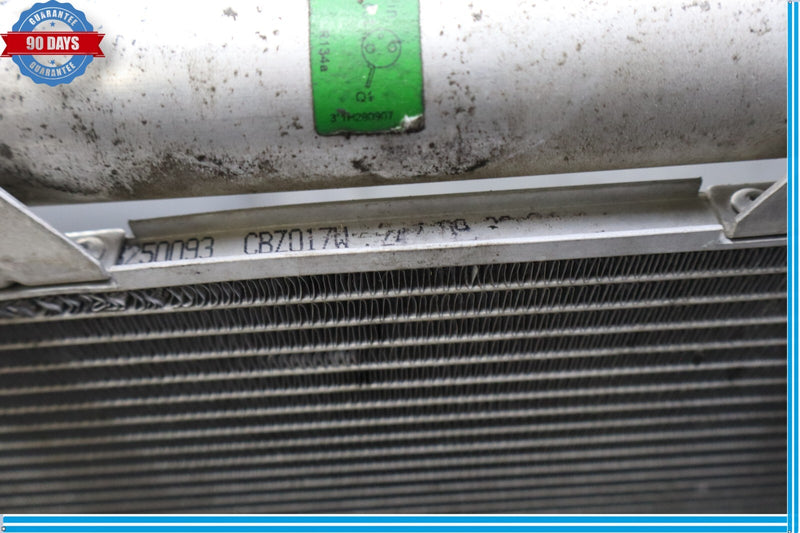 Load image into Gallery viewer, 03-09 Mercedes CLS550 E500 AC A/C Air Conditioning Condenser Assembly Oem

