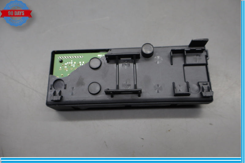 Load image into Gallery viewer, 11-17 Volkswagen Touareg Rear Trunk Liftgate Controle Module 7P6959107 Oem
