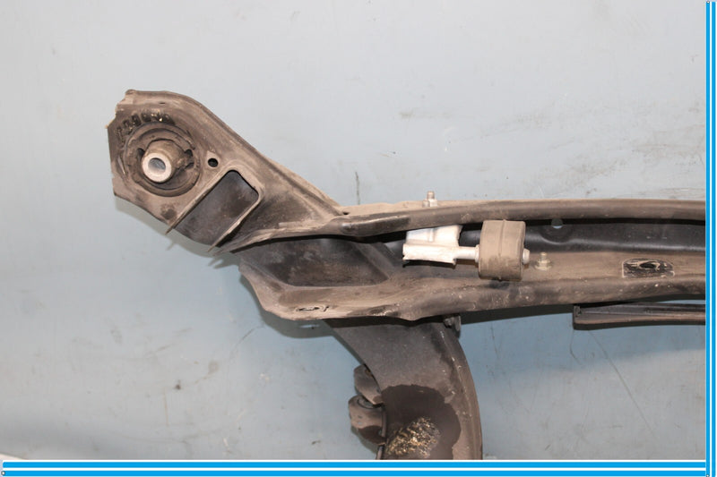 Load image into Gallery viewer, 10-16 Mercedes W212 E350 RWD REAR SUBFRAME CROSSMEMBER OEM 2123506704
