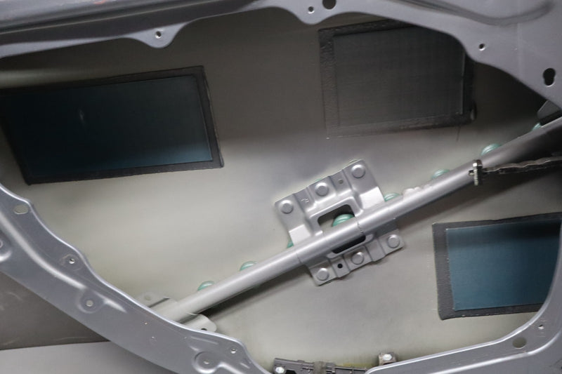 Load image into Gallery viewer, 15-16 Hyundai Genesis Rear Left Driver Side Exterior Door Shell Panel Oem
