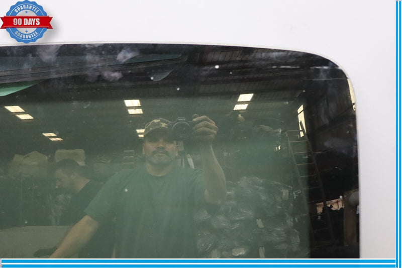 Load image into Gallery viewer, 10-17 BMW 535i GT xDrive Front Upper Panoramic Sunroof Glass Window Oem
