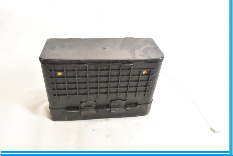 Load image into Gallery viewer, 00-06 Mercedes CL500 CL600 W215 Vacuum Pump Protective Cover 2158000335 Oem
