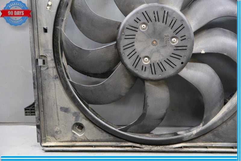 Load image into Gallery viewer, 14-17 Maserati Ghibli M157 Engine Radiator Cooling Fan Motor Assembly Oem
