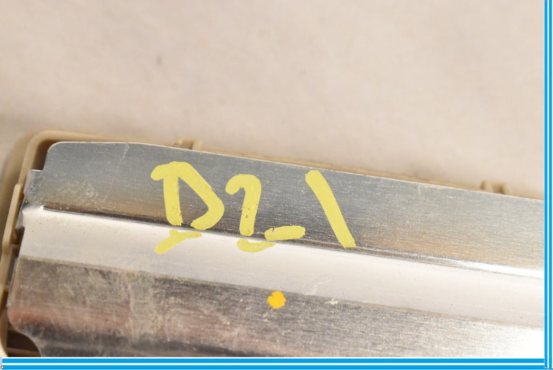 Load image into Gallery viewer, 09-15 BMW 750i 750Li F01 F02 F10 Front Sun Visor Mirror Lamp Light 9163764 Oem
