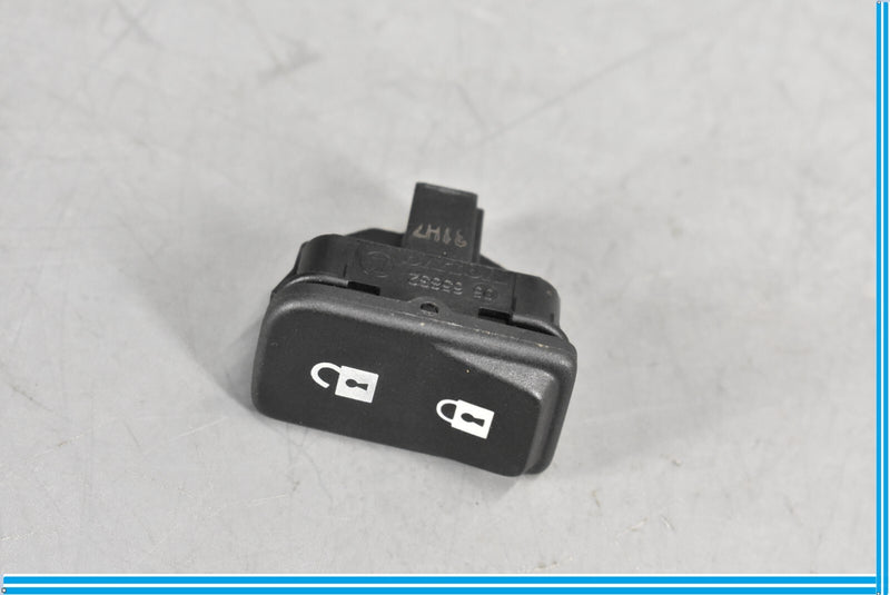 Load image into Gallery viewer, 04-11 Volvo C70 Front Right Passenger Side Door Lock Control Switch Button Oem
