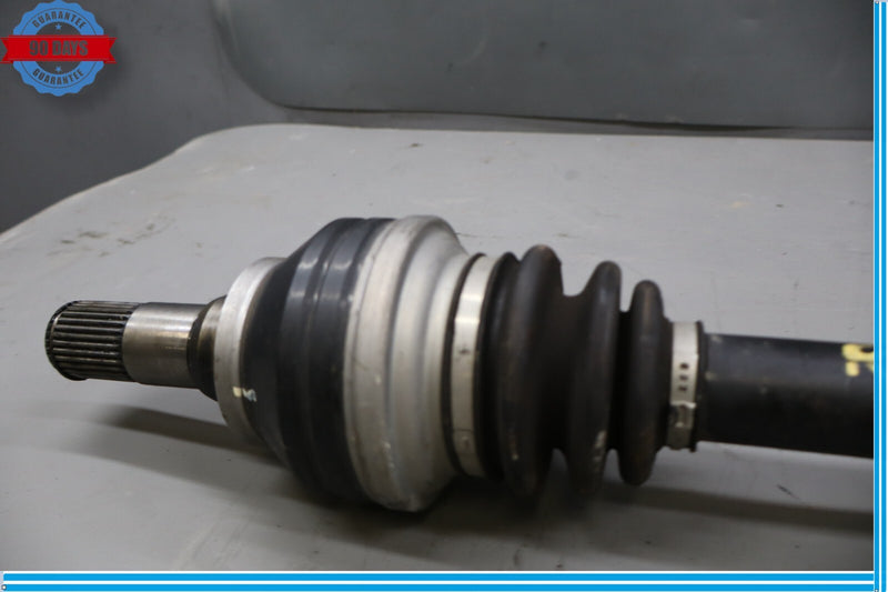 Load image into Gallery viewer, 09-16 Hyundai Equus Rear Right Passenger Side Axle Drive Shaft Assembly Oem
