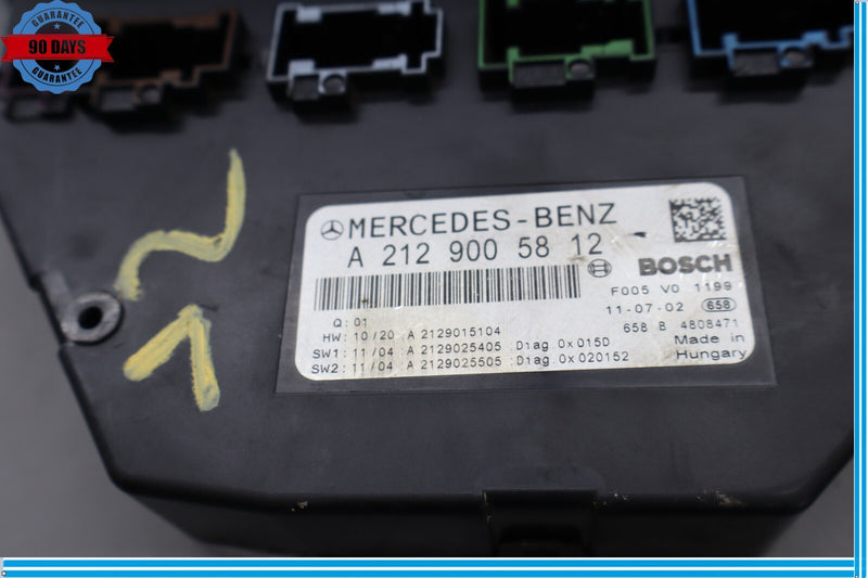 Load image into Gallery viewer, 12-15 Mercedes W204 C250 Front SAM Fuse Relay Junction Box Control Assembly Oem
