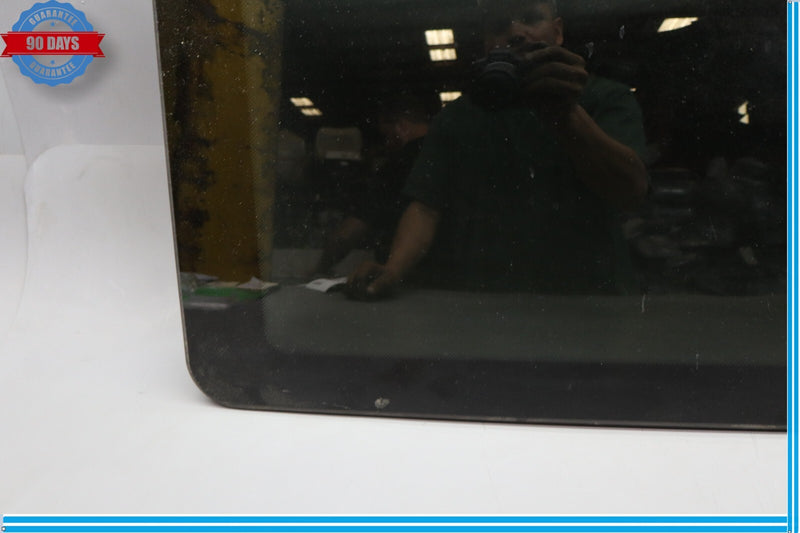 Load image into Gallery viewer, 06-11 Mercedes W219 CLS550 CLS63 AMG Sunroof Sun Roof Moonroof Glass Oem
