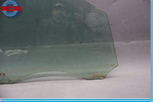 11-17 Volkswagen VW Touareg Front Right Passenger Side Door Window Glass Oem