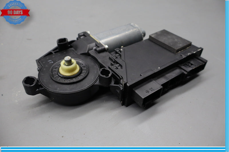 Load image into Gallery viewer, 06-09 Bentley Continental Flying Spur Front Right Quarter Window Regulator Oem

