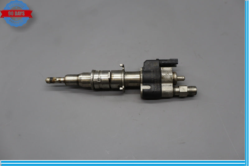 Load image into Gallery viewer, 07-17 BMW 750Li 750Li xDrive Engine Motor Fuel Injection Injector 7585261 Oem
