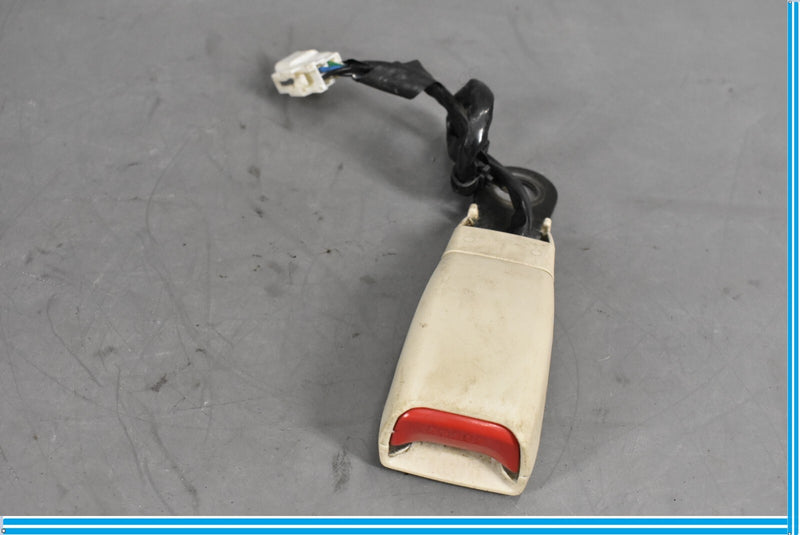 Load image into Gallery viewer, 02-10 Lexus SC430 Left Driver Side Seat Belt Buckle 7338024030 Oem
