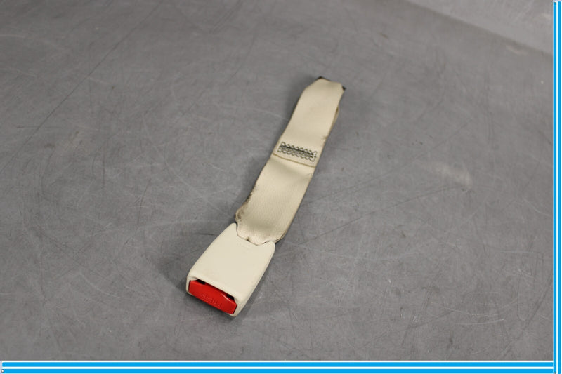 Load image into Gallery viewer, 11-17 Infiniti QX56 QX80 Center Rear 3rd Row Seatbelt Buckle Oem
