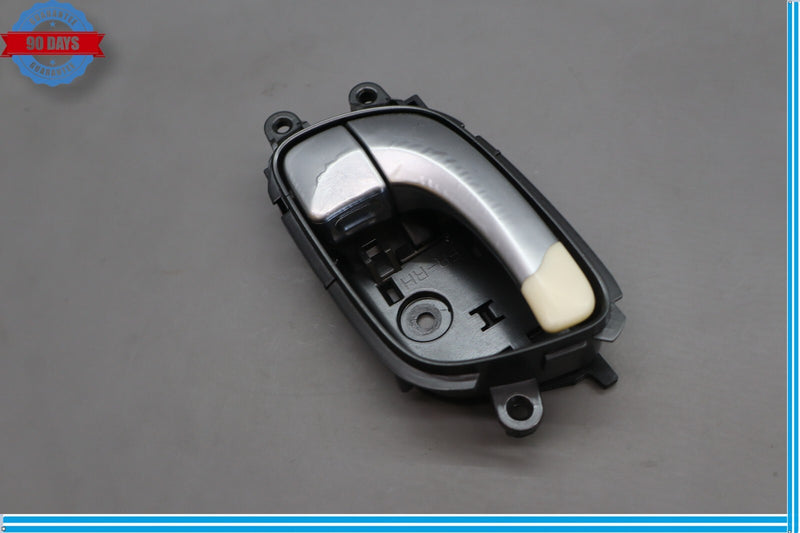 Load image into Gallery viewer, 11-13 Hyundai Equus Front Right Passenger Side Interior Door Handle Oem
