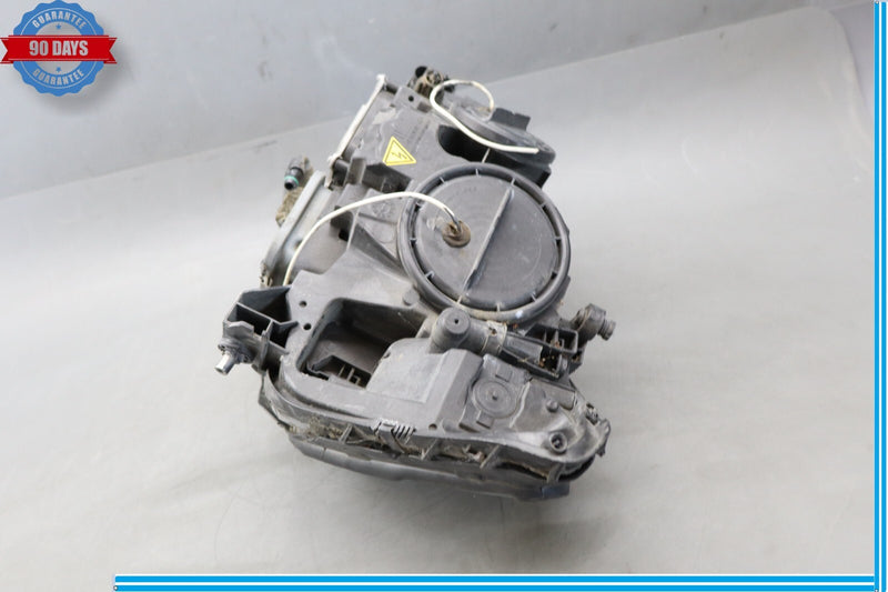 Load image into Gallery viewer, 10-13 Mercedes W221 S500 S550 S63 AMG Right Passenger Headlight Lamp Xenon OEM
