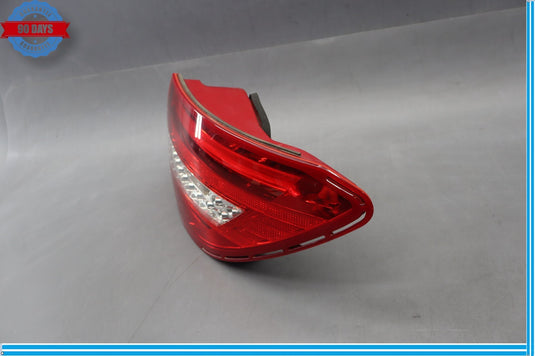 12-14 Mercedes W204 C250 C300 Right Passenger Side Tail Light Taillight Lamp Oem