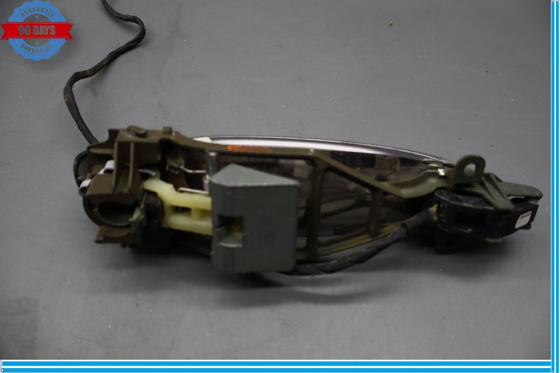 Load image into Gallery viewer, 03-12 Bentley Continental FlyingSpur Front Right Side Door Handle Keyless Go Oem
