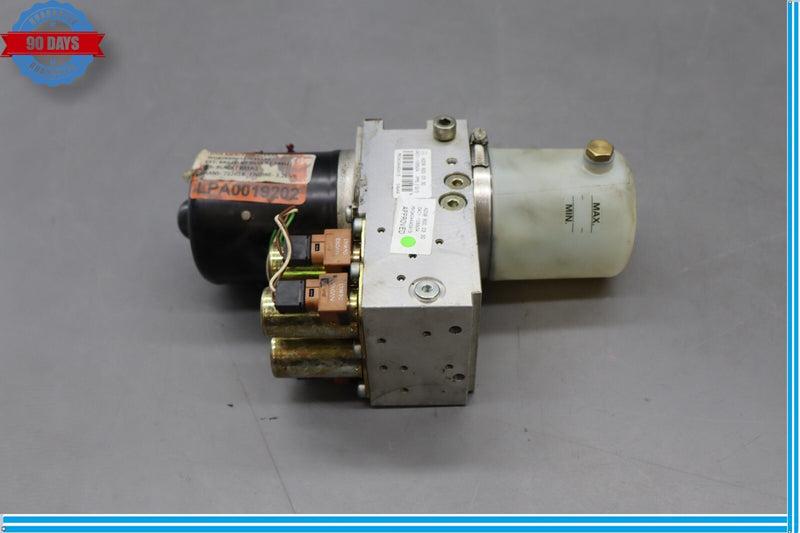 Load image into Gallery viewer, 03-09 Mercedes CLK320 CLK500 W209 Convertible Roof Top Pump Motor Oem
