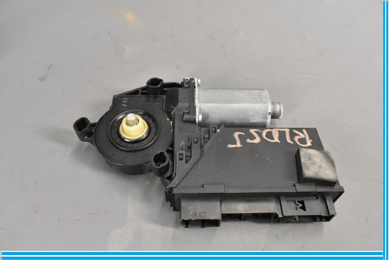 Load image into Gallery viewer, 03-10 Porsche Cayenne 955 957 Rear Left Side Door Window Regulator Motor Oem
