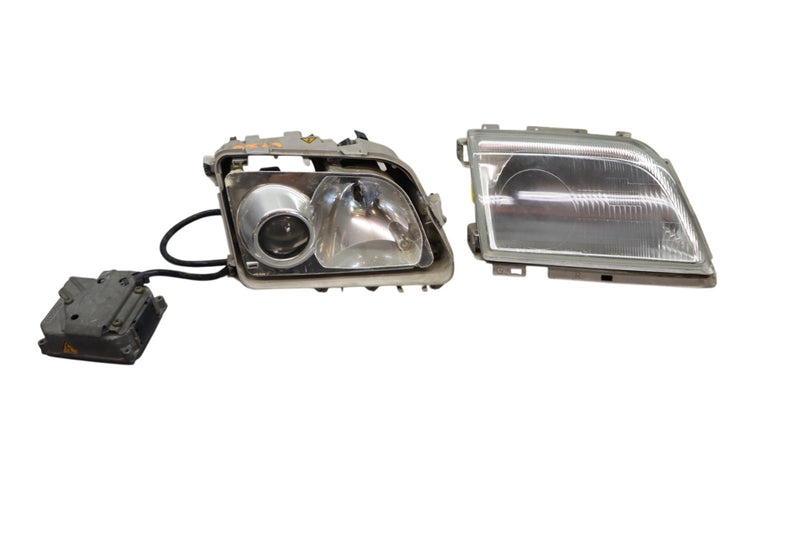 Load image into Gallery viewer, 90-95 Mercedes R129 320SL SL500 Front Right Side Headlamp Light Lamp *DAMAGED*
