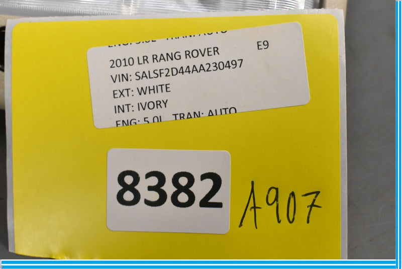 Load image into Gallery viewer, 10-16 Land Rover Range Rover Rear Upper Over Head Reading Light Lamp Oem
