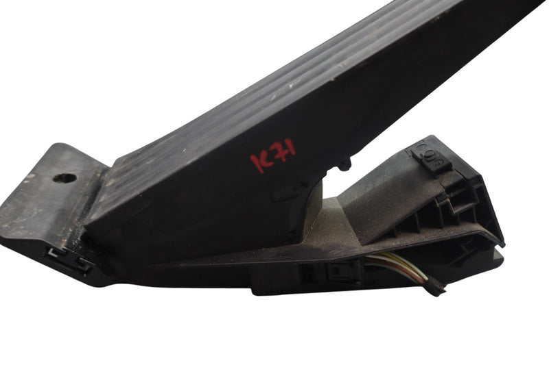 Load image into Gallery viewer, 10-17 BMW 535i 550i GT F07 Fuel Gas Accelerator Throttle Pedal 35426858574 Oem
