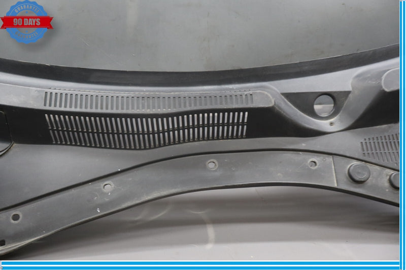 Load image into Gallery viewer, 14-21 Maserati Ghibli Front Windshield Wiper Washer Cowl Cover Vent Panel Oem
