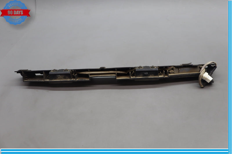 Load image into Gallery viewer, 11-16 Hyundai Equus SIG Rear Trunk Lid License Plate Lamp Assembly Black Oem
