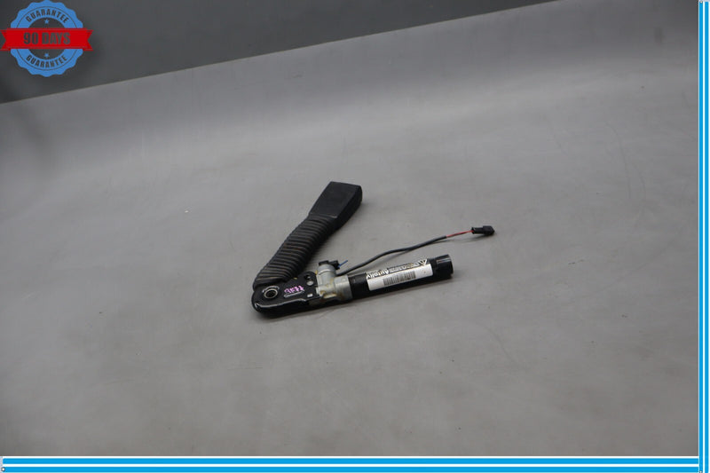 Load image into Gallery viewer, 10-15 BMW 740i 750Li xDrive Front Right Seatbelt Seat Belt Buckle Oem
