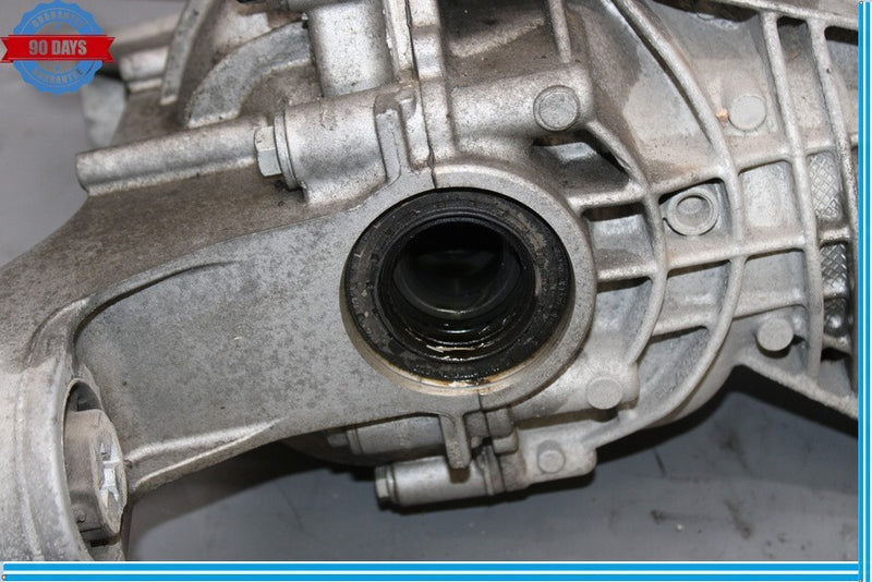 Load image into Gallery viewer, 11-16 Volkswagen Touareg VW Rear Differential Axle Carrier Diff Assembly Oem
