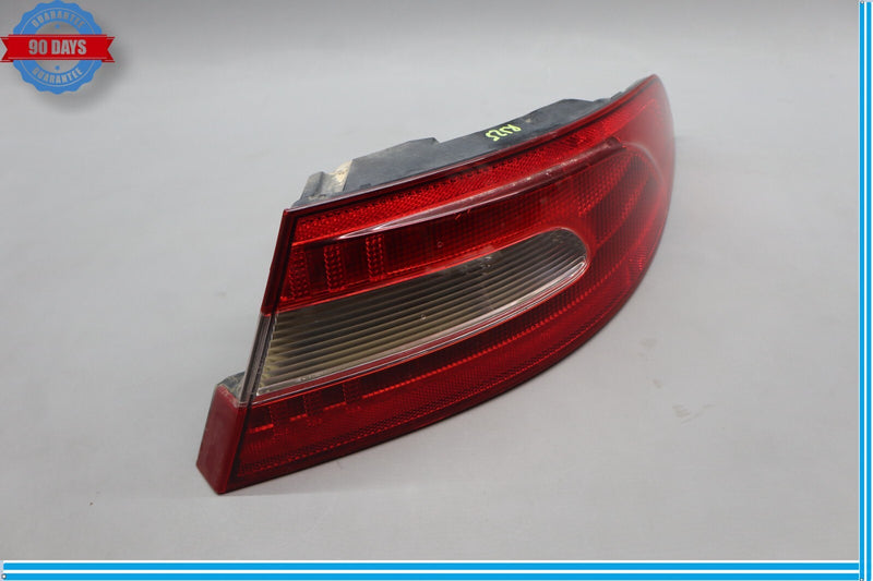 Load image into Gallery viewer, 09-11 Jaguar X250 XF XFR Rear Right Side Tail Light Taillight Lamp Red Oem
