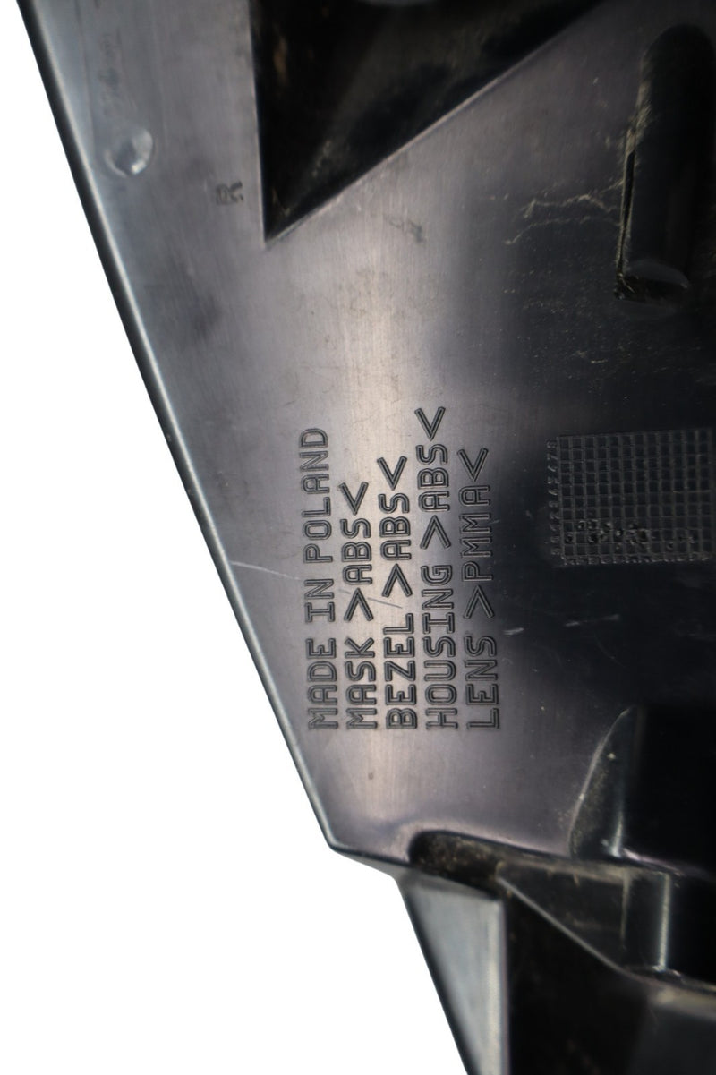 Load image into Gallery viewer, 11-14 Porsche Cayenne 958 Rear Right Passenger Side Tail Light Lamp Assembly Oem
